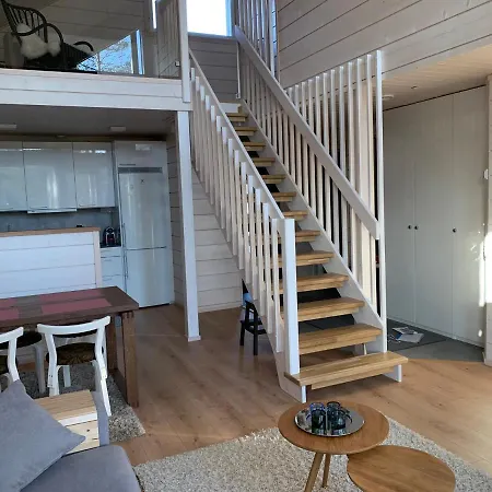Lumihelmi A & B Apartament Äkäslompolo